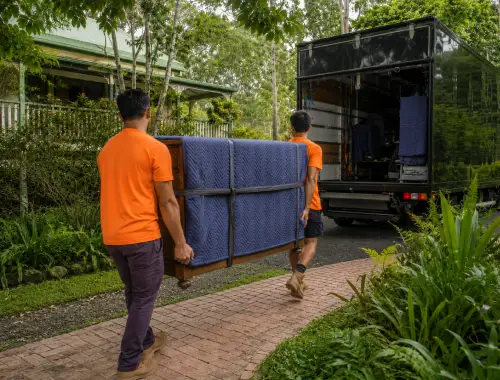 Maleny removalists helping with small loads and furniture transport
