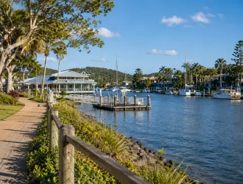 Furniture relocation and smaller household moving services in Noosaville